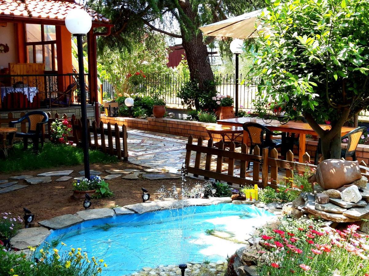 Handmade Peaceful Cozy House Near The Beach Nea Kallikrateia ภายนอก รูปภาพ