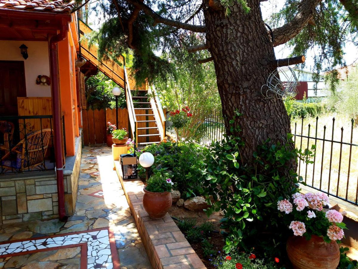 Handmade Peaceful Cozy House Near The Beach Nea Kallikrateia ภายนอก รูปภาพ