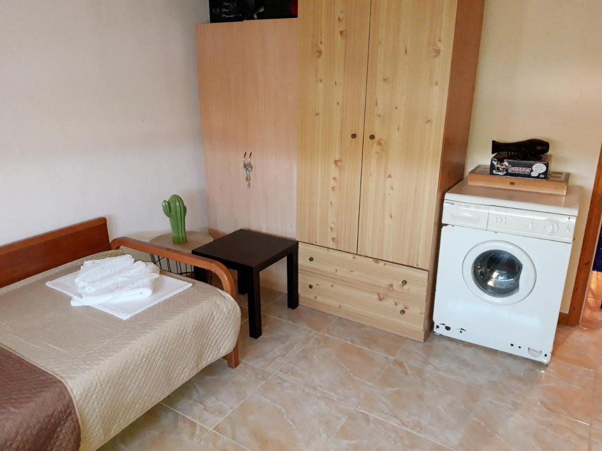 Handmade Peaceful Cozy House Near The Beach Nea Kallikrateia ภายนอก รูปภาพ