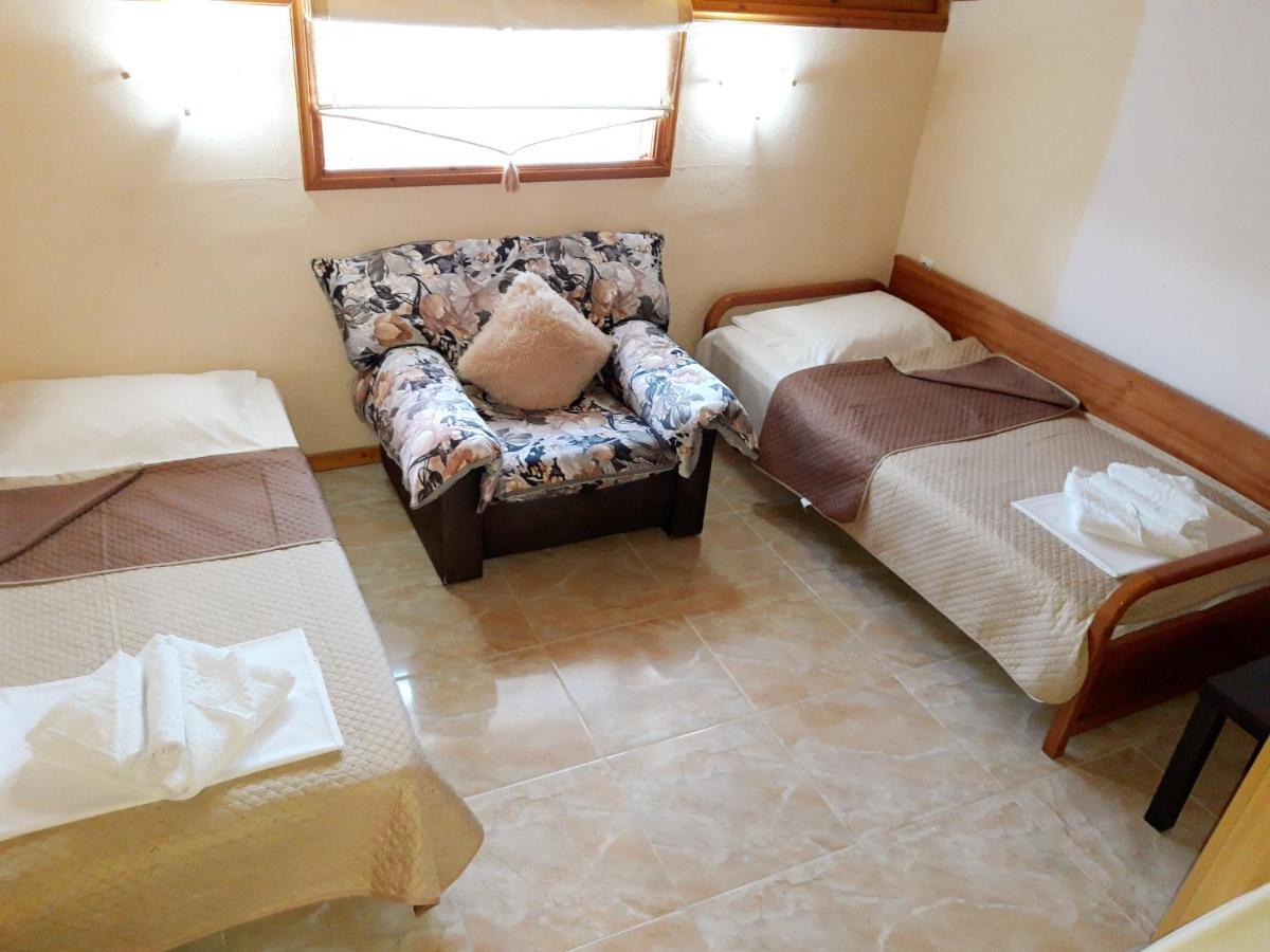 Handmade Peaceful Cozy House Near The Beach Nea Kallikrateia ภายนอก รูปภาพ